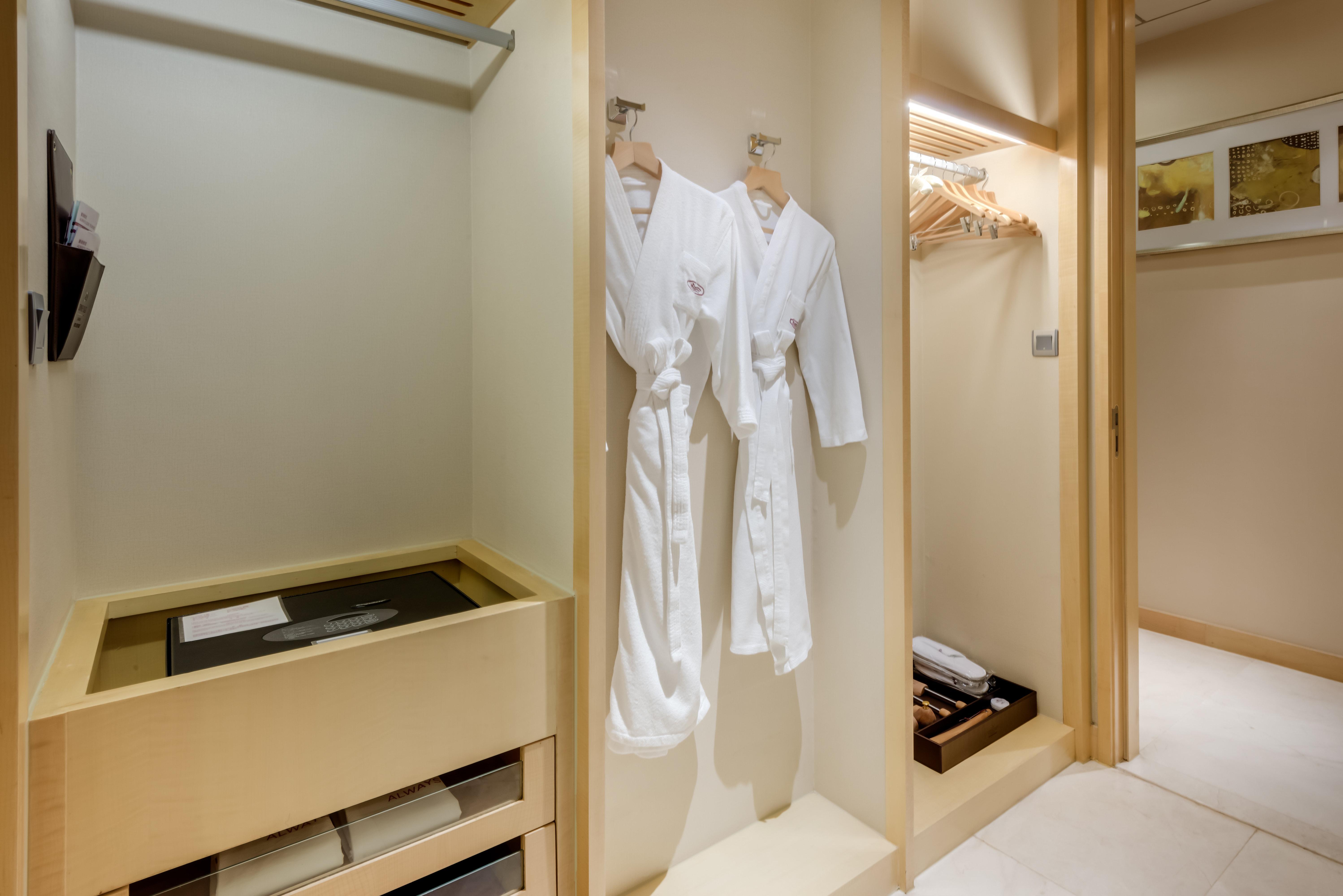 Crowne Plaza Xiangyang By Ihg Hotell Eksteriør bilde